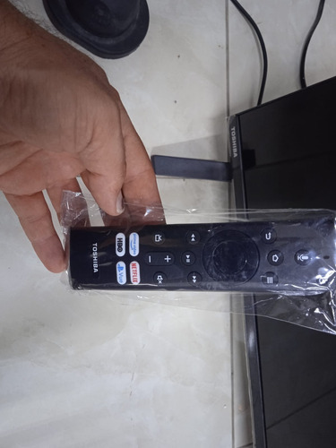 Television Toshiba 32v35ku Smart Para Piezas Con Control (Usado)