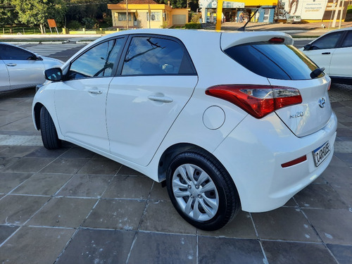 Imagem 6 de 14 de Hyundai Hb20 1.0 Comfort Plus 12v Flex 4p Manual