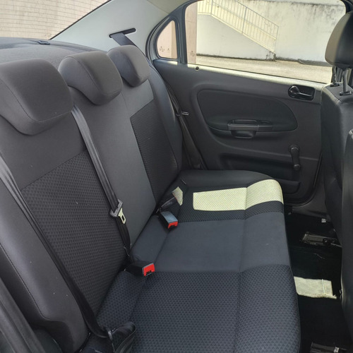 Volkswagen Voyage 1.6 MSI TOTALFLEX 4P MANUAL