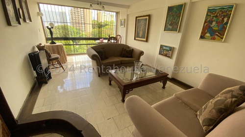 Confortable Apartamento En Santa Fe Sur En Venta #24-17140. Ch