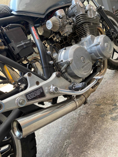 Imagen 13 de 15 de Honda Cb750 Four 1980 Cafe Racer
