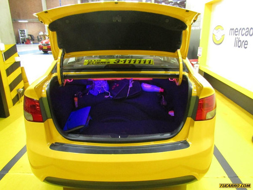 Taxis Kia Cerato Forte Lx
