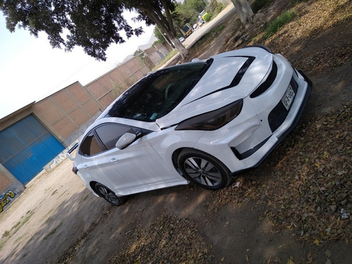 Hyundai Elantra 2015