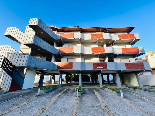 Departamento Villa Gesell - Almanzor - 135 Entre 1 Y Playa - Venta - Alici