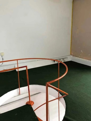 Imagen 10 de 12 de Local Comercial Centro Montevideo $15.000
