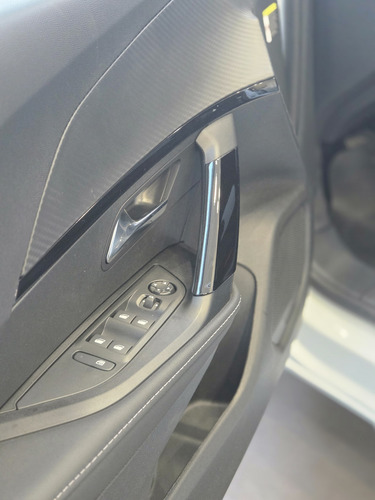 Peugeot 2008 1.0T Active