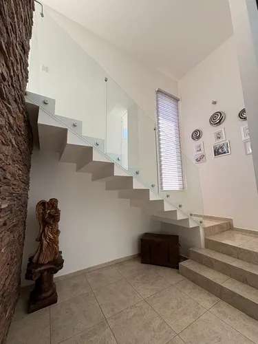 Casa En Venta Vista Real. 2