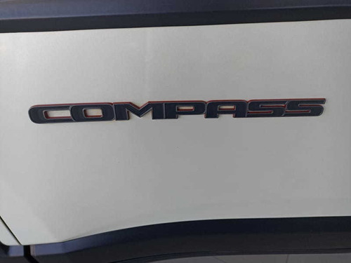 Imagem 10 de 15 de Jeep Compass Trailhawk 2.0 16v 4x4 Aut Diesel 2020