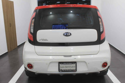 Imagen 5 de 15 de Kia Soul 2019 5p Ex Pack, 2.0l 150 Hp, Ta6, F. Led, Ra-18