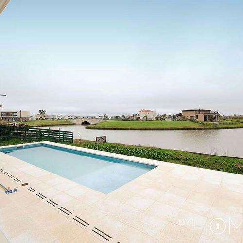 Imagen 12 de 16 de Casa En Venta En Puertos Del Lago, Escobar, G.b.a. Zona Norte