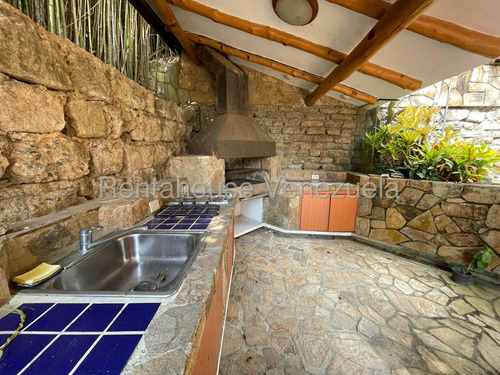 En Venta Espectacular Vivienda En Los Guayabitos Mfl