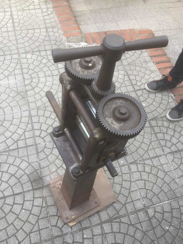Imagen 3 de 3 de Laminadora De Joyeria Para Chapa Y Alambre