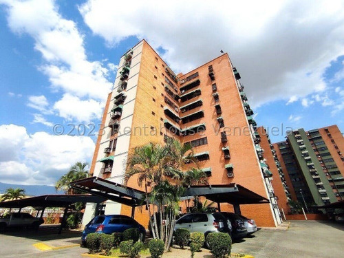Apartamento En Venta Urb Base Aragua, Maracay 23-21968 Hc