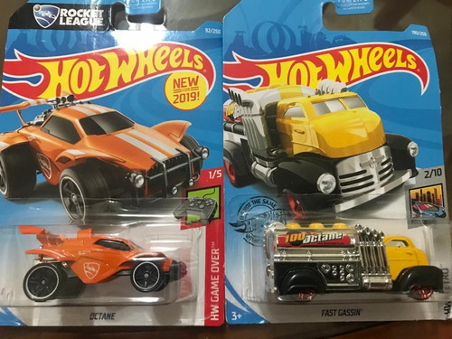 Carros Hotwheels. 