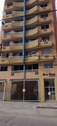 Hermoso Apartamento En Residencias Doña Estela, Callejón Prebol Ela-030