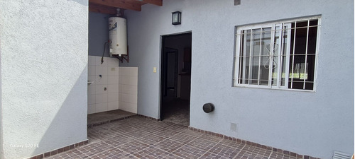 Alquiler Depto 3 Ambientes En Ciudadela, Tres De Febrero