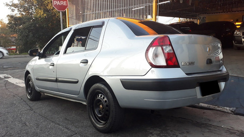 Renault Clio 2005 Sedan Flex 1.6 - Completo - Conservado