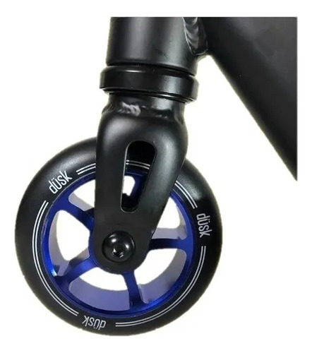 Monopatin Dusk Freestyle Profesional Stunt Trucos Y Saltos Negro Dusk