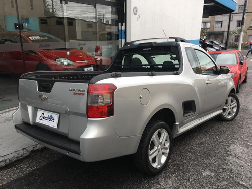 Chevrolet Montana 1.4 Sport Prata - 2016