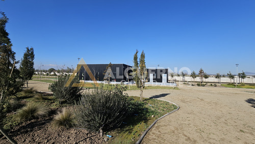 Arrienda Exclusiva Casa 4d3b3e Laguna Del Sol Padre Hurtado