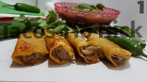 Imagen 3 de 5 de Tacos De Canasta Nissi Crea Tu Pedido Desde 4 Personas Y Más