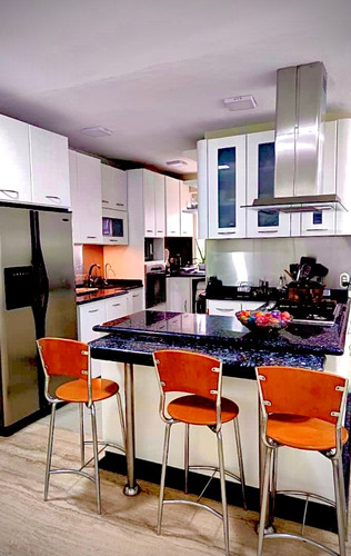 Imagen 5 de 11 de Hermoso Apto Duplex De 2 Hab + Estudio, 3 Baños