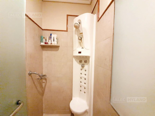 Imagen 25 de 30 de Casa 6 Ambientes En Venta - Las Lomas-jockey