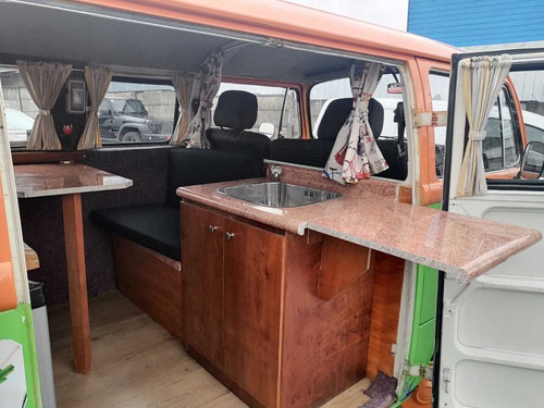 Volkswagen Kombi 1.6 Año 1993.