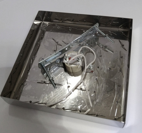 Imagem 3 de 5 de Base De Aço Inox 20 Cm Quadrada Montagem Lustres 56 Furos