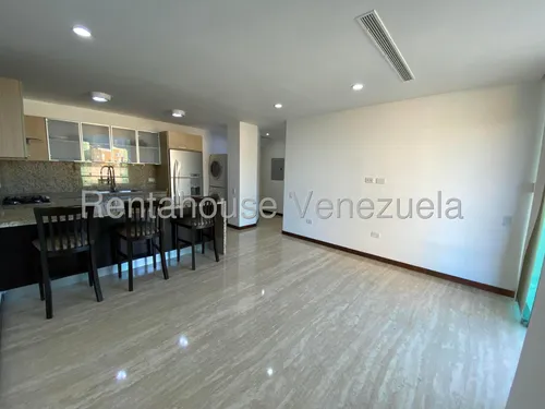 Adt Apto En Venta En Santa Rosa De Lima 25-14246 Yf