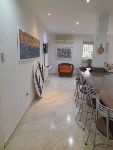 Imagen 7 de 15 de Casa Vacacional Higuerote