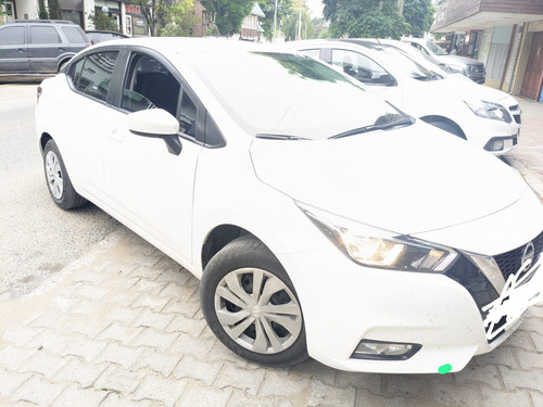 Nissan Versa 1.6 Sense At