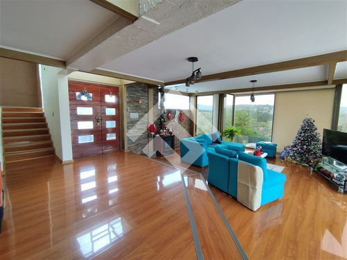 Casa En Venta Los Almendros, Reñaca, 5d Y 4b, Viña Del Mar