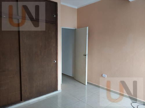 Imagen 8 de 11 de Departamento - Barrio Sur