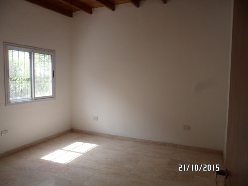 Depto De 3 Ambientes Con Patio En Alquiler Sin Expensas Dueño Directo En Benavidez
