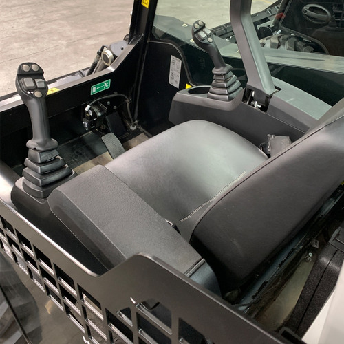 Imagen 6 de 25 de Minicargadora Jcb Modelo 175