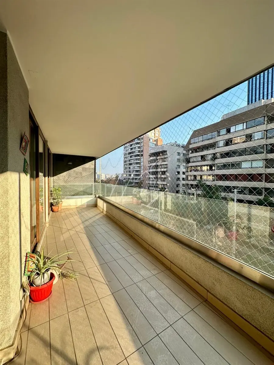 Imagen 5 de 16 de Moderno Dpto En Arriendo Semi-amoblado 2d- Metro Manquehue