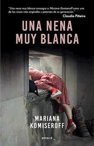 Libro Una Nena Muy Blanca De Mariana G Komiseroff