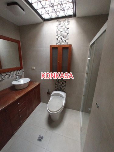 Konkasa Vende Town House Vía El Castaño. Maracay