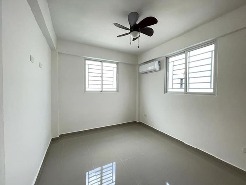 Imagen 2 de 13 de Casa En Venta Autopista De San Isidro