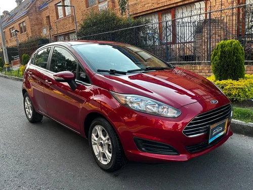 Ford Fiesta 1.6 Hatchback Se