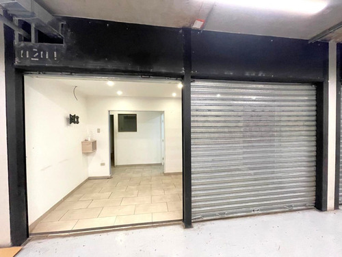 Arriendo Local Comercial 46,13 M2. , Providencia