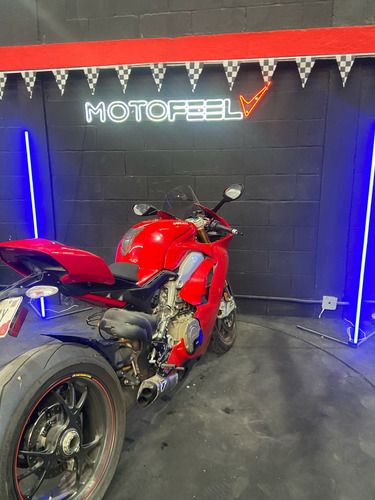 Ducati Panigale V4s