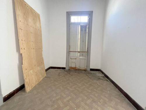 Imagen 22 de 25 de Venta De Edificio En Ciudad Vieja Con Cuatro Unidades.