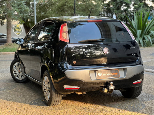 Fiat Punto 1.6 ESSENCE 16V FLEX 4P MANUAL