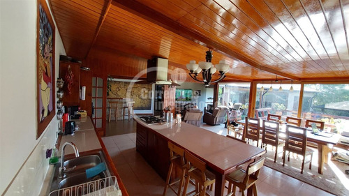 Casa En Venta De 5 Dormitorios En Santo Domingo