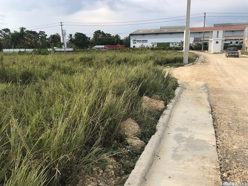 Imagen 15 de 17 de Vendo Solar Comercial De 150 A 385 Mt2 En Plena Avenida Ubicado En Residencial Privado Con Agua Luz Y Calles En Santo Domingo Norte Próximo A La Estación Del Metro Mamá Tingo, La Sirena Y El Parque V