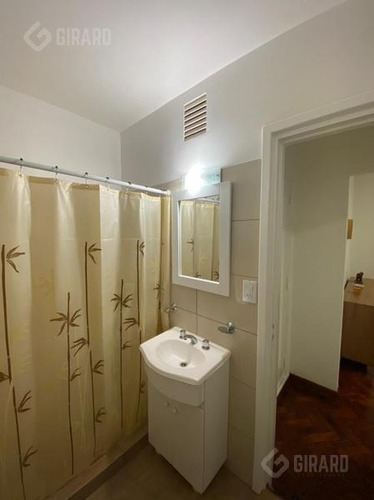 Venta De Departamento 2 Ambientes, Zona Plaza Colon.