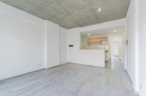 Departamento 2 Ambientes De 61 M2 Con Cochera En Condominio Magnolias (full Amenities)