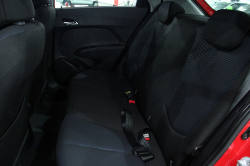Imagem 8 de 13 de Hyundai Hb20 1.6 Comfort 16v Flex 4p Manual